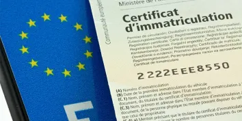 Un certificat d'immatriculation émis par le ministère de l'Intérieur